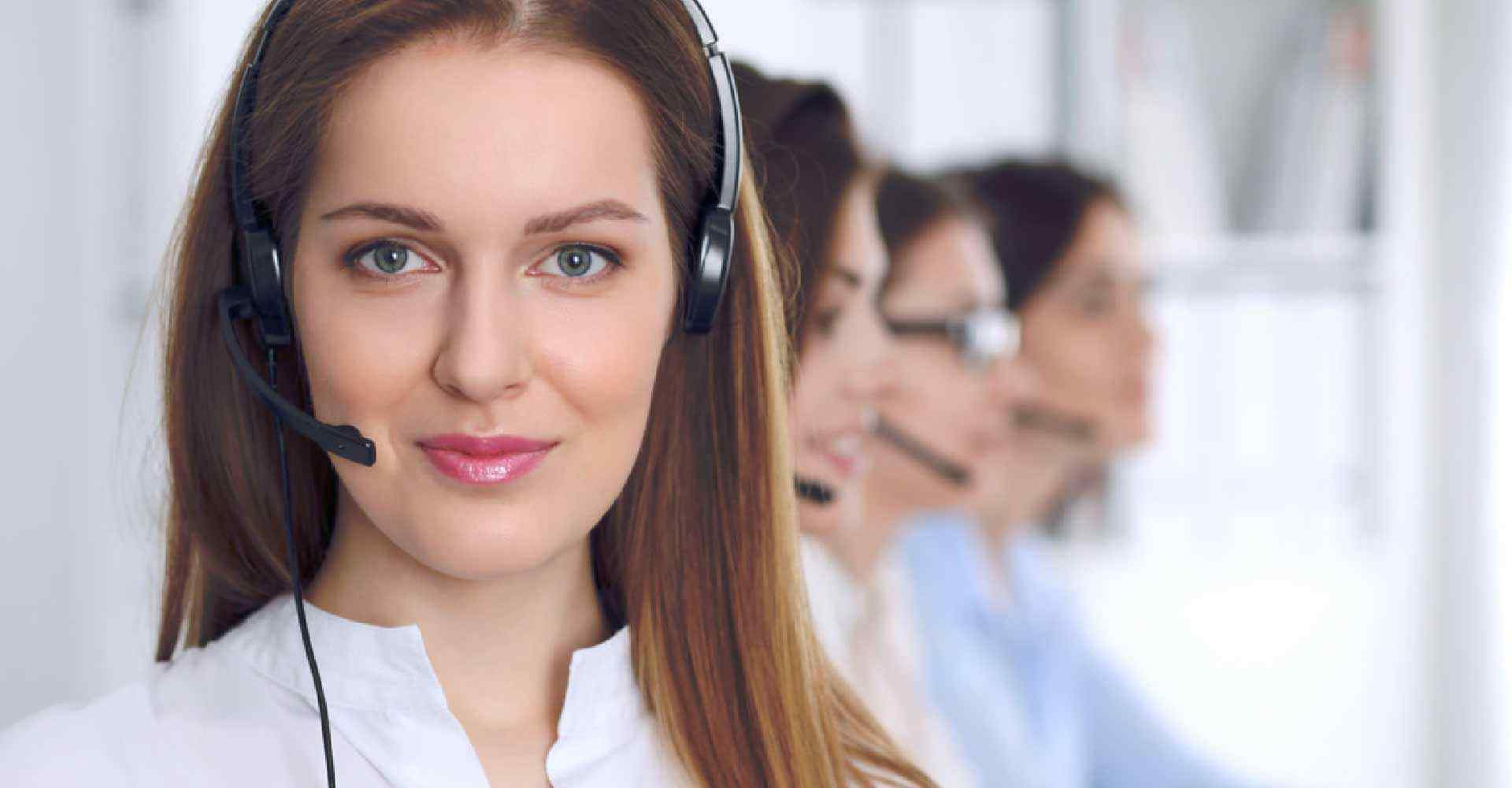 A female telephone answering service operator helping HVAC companies in taking phone calls