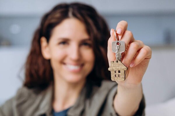 A property manager happy to have Centratel answering service managing business calls